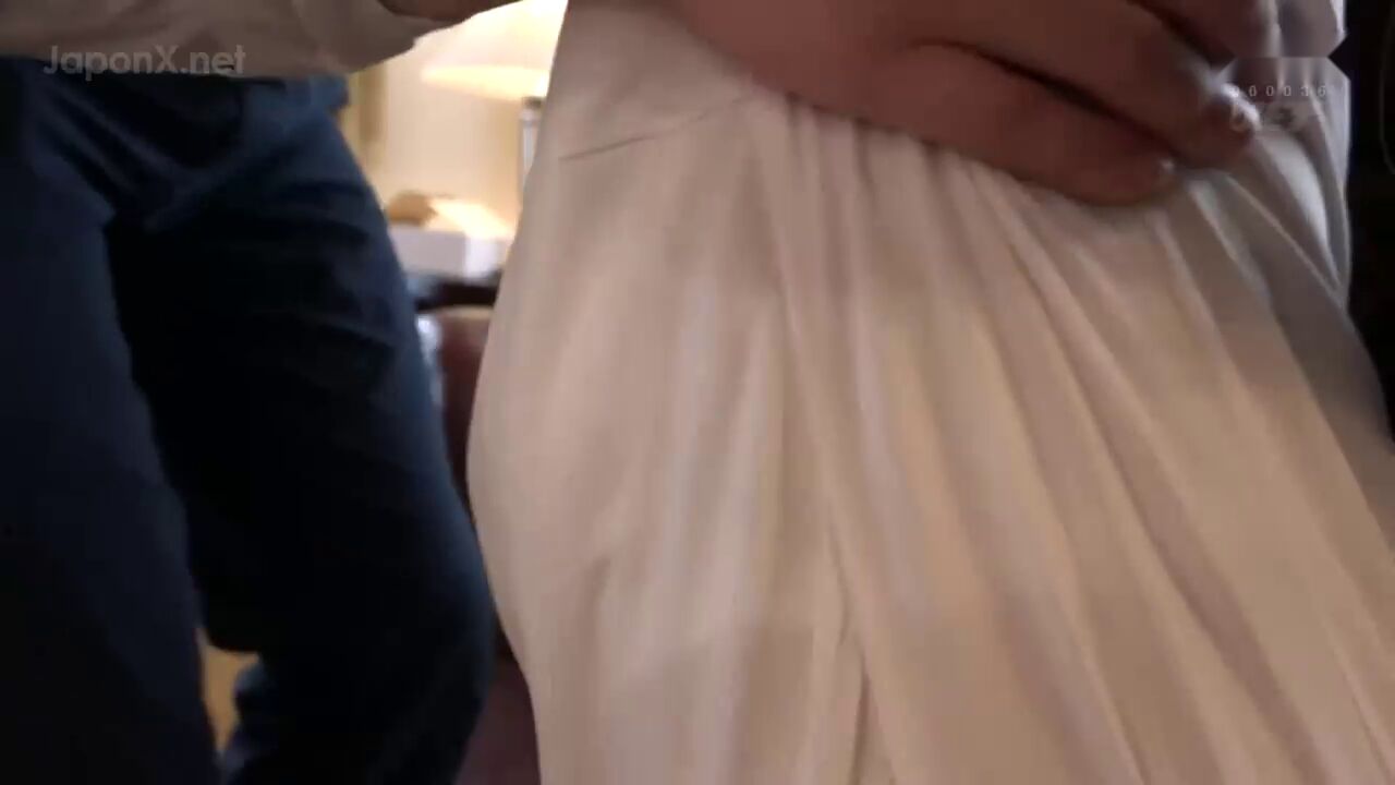 MILF Party Gets Wasted